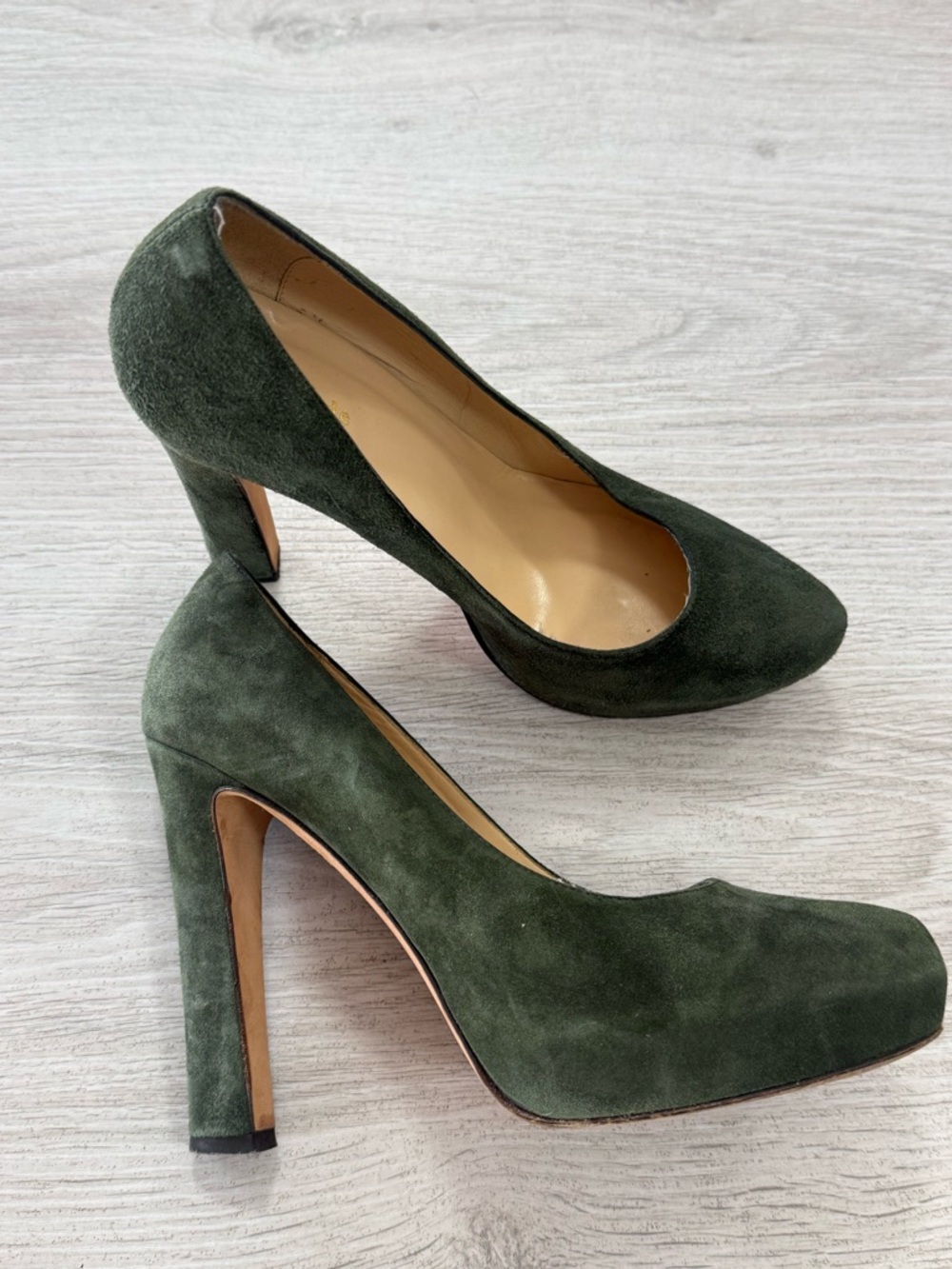 Kate spade Women’s Green Suede High Heel Pumps